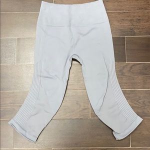 Lululemon cropped leggings